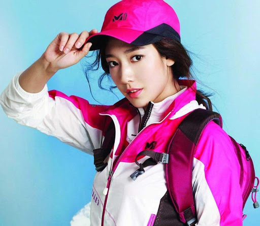 Park Shin Hye Wallpapers HD 2019