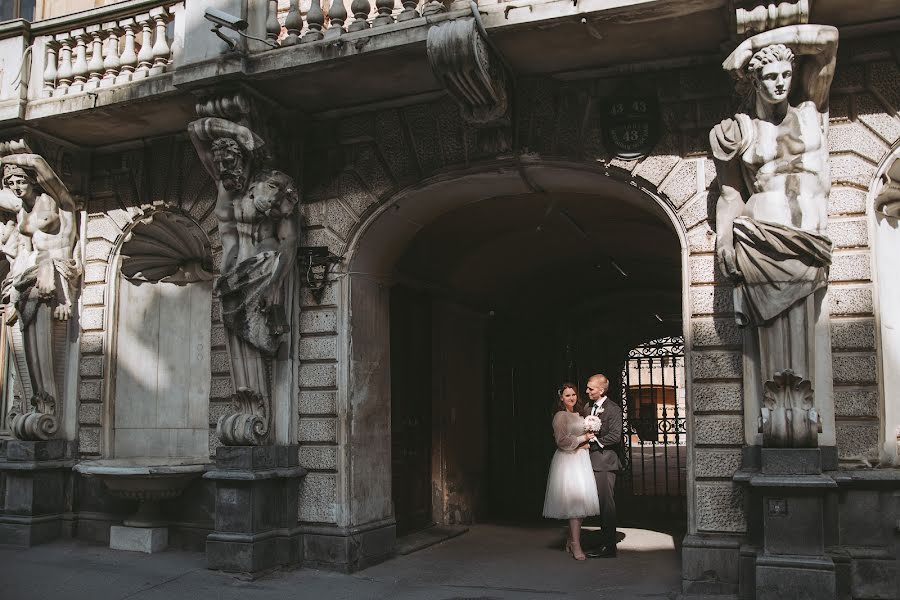 Nhiếp ảnh gia ảnh cưới Kseniya Pavlenko (ksenyawedphoto). Ảnh của 25 tháng 9 2020