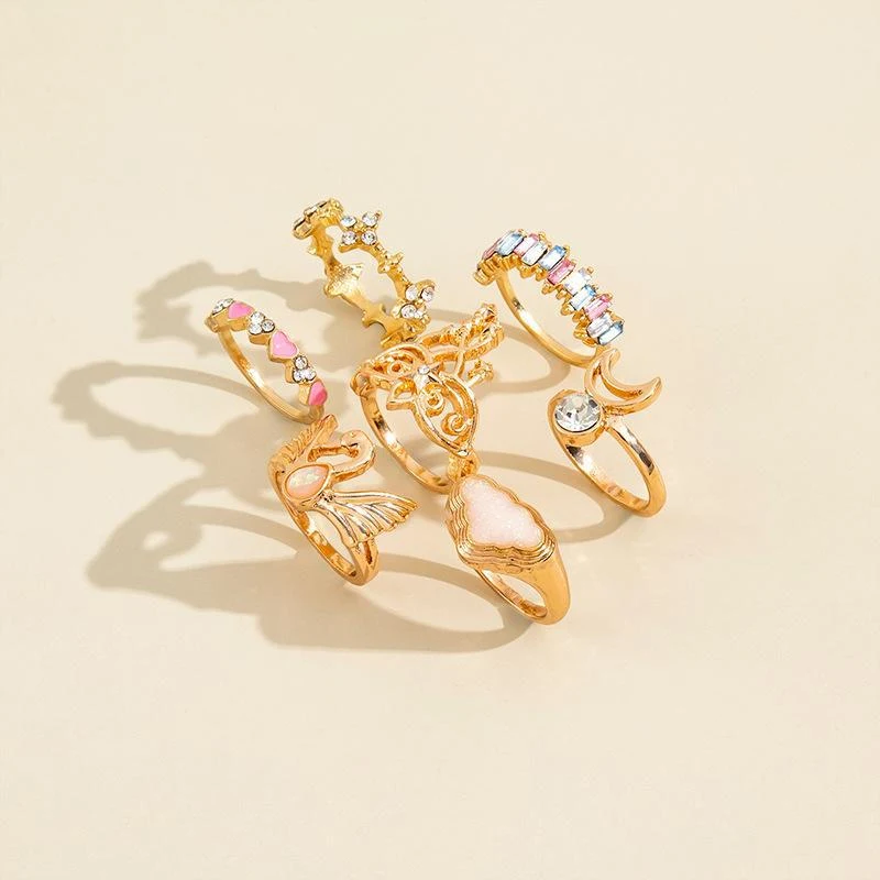 Women's Casual Fashion White Cloud Swan Moon Shape Ring Set. A stylish and versatile jewelry set, perfect for everyday w
