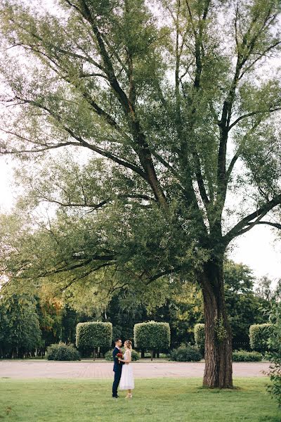 Wedding photographer Darya Danilova (danilovadarya). Photo of 1 October 2019