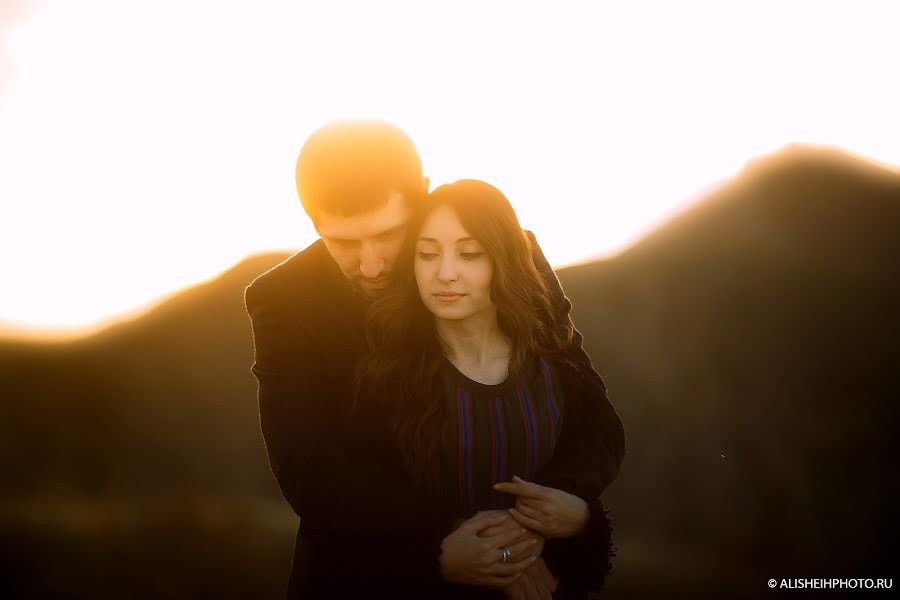 結婚式の写真家Alisheykh Shakhmedov (alisheihphoto)。2014 12月21日の写真