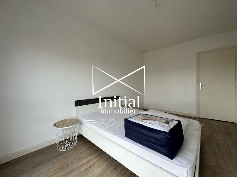 Location meublée appartement 2 pièces 56 m² à Saint-André-les-Vergers (10120), NaN €