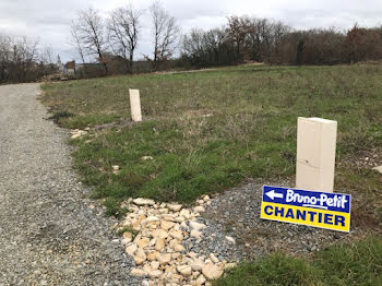 terrain à Châteauneuf-sur-Cher (18)