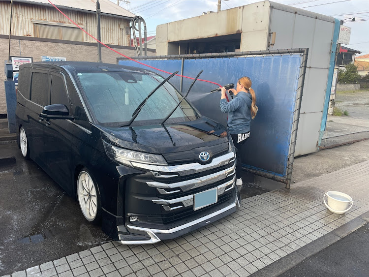 ノアの洗車・90ノアに関するカスタム事例の投稿画像1枚目