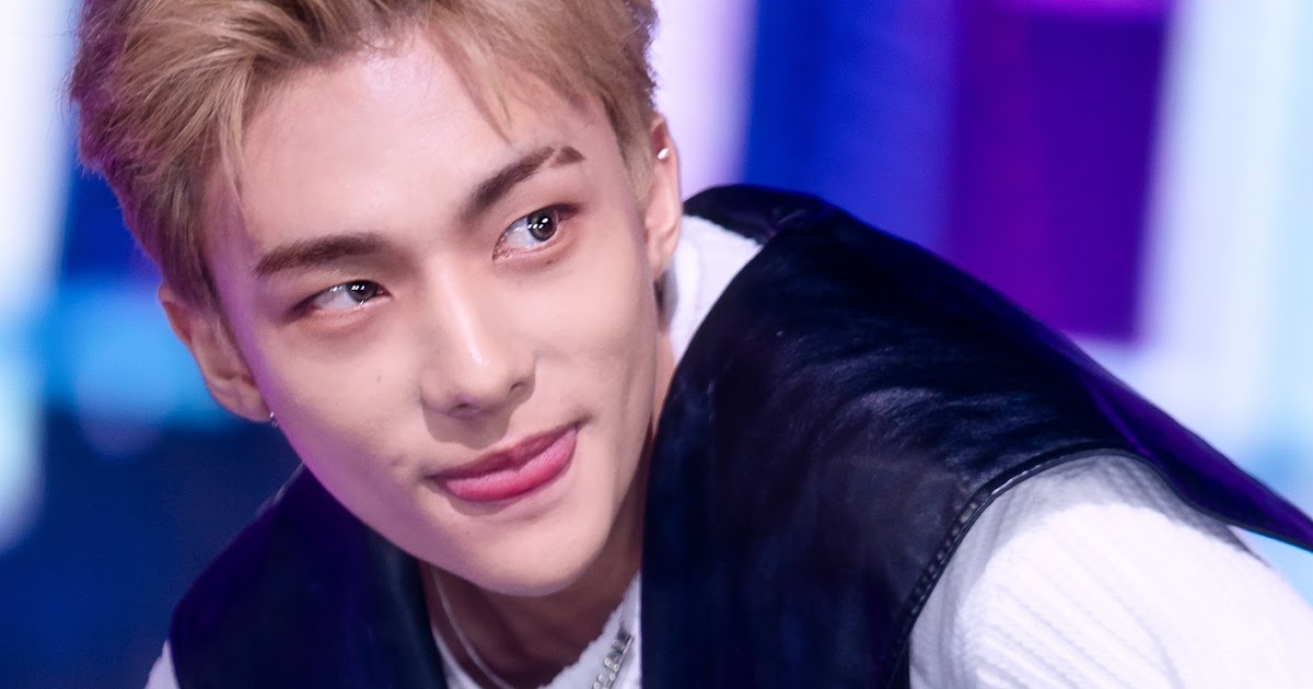 Stray Kids' Hyunjin Admits Bang Chan Toned Down Red Lights — Can Fans  Expect An Unreleased Version? - Koreaboo