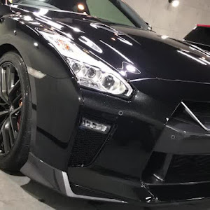 NISSAN GT-R R35