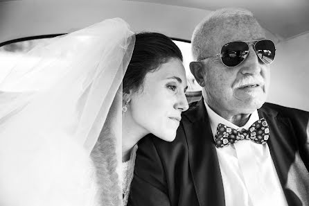 結婚式の写真家Antonella Argirò (odgiarrettiera)。2018 3月11日の写真