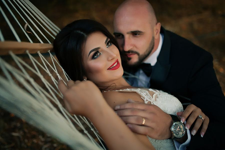 Wedding photographer Alex Vîlceanu (alexandruvilcea). Photo of 13 October 2017