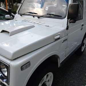 ジムニー JA11V