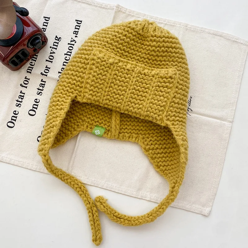Berretto per le orecchieCappello di lana lavorato a maglia da donna carino