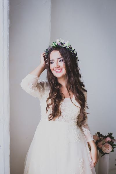 Wedding photographer Yana Yanieva (yanayanieva). Photo of 6 March 2017