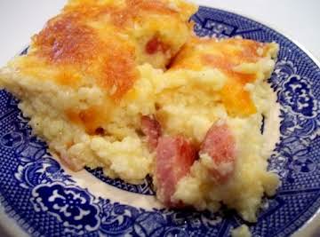 Cheesy Grits & Smoked Sausage Casserole