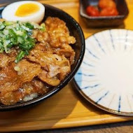 大河屋 燒肉丼 串燒