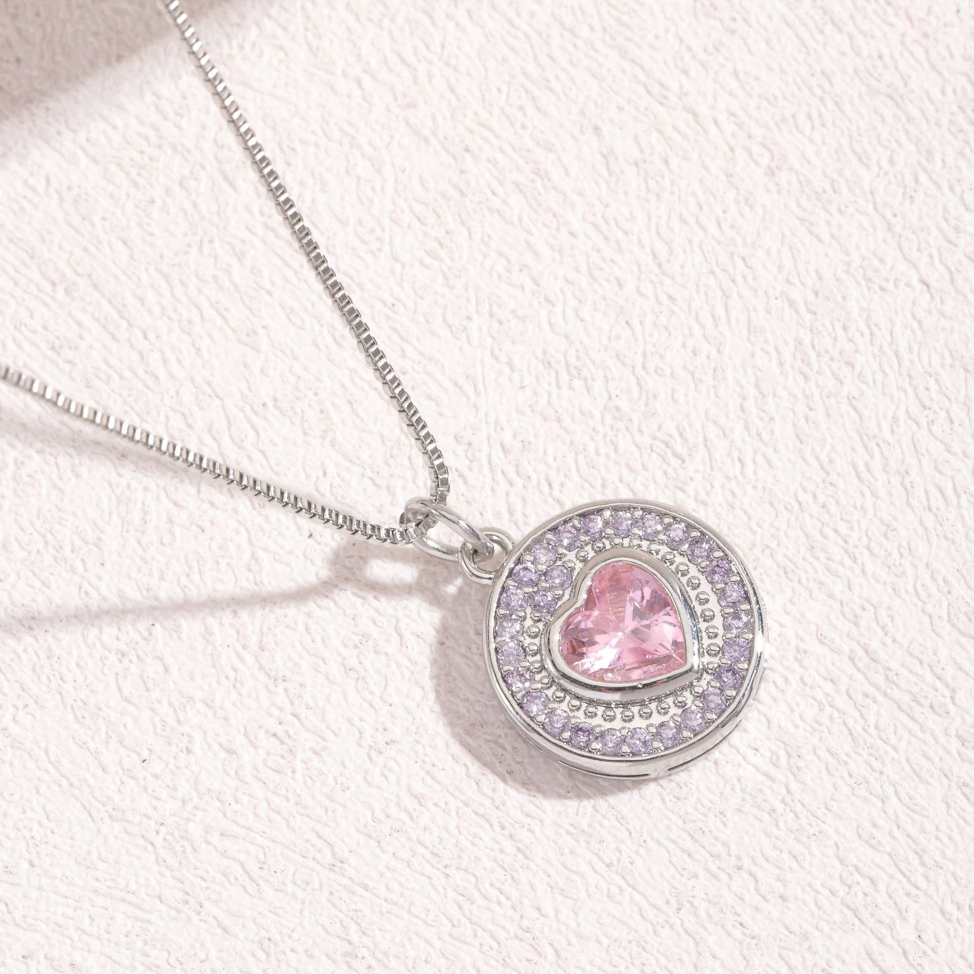 Title 4, Collier pendentif zircon carré pour femmes, élé...