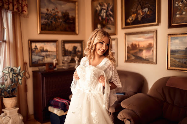 Wedding photographer Alina Bondarenko (alinabond). Photo of 16 January 2018