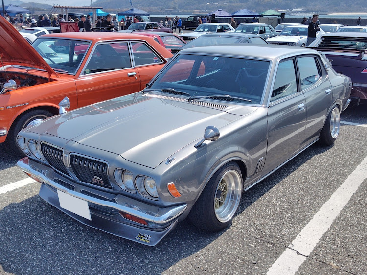 スカイラインの鉄仮面・レトロカーコレクションin潮彩・ミーティング日和に関するカスタム事例の投稿画像17枚目