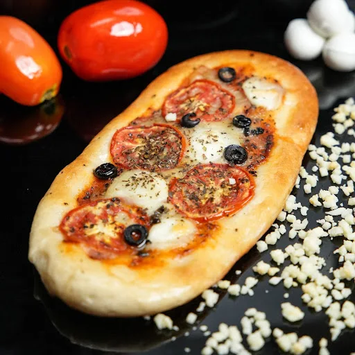 Tomato Bococinno & Black Olive Flat Bread