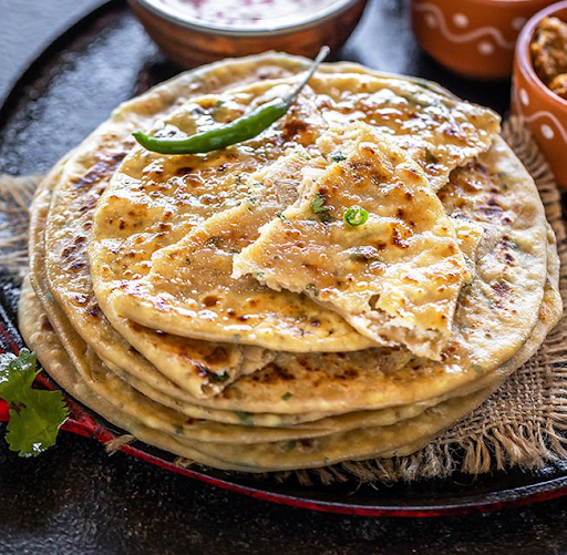 Paneer Ka Prantha(Tawa)