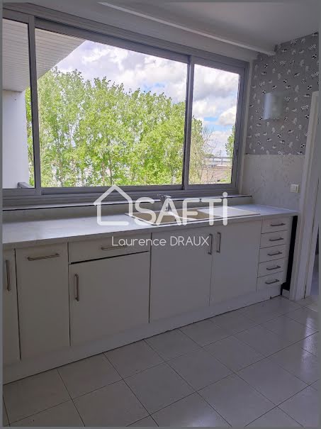 Vente appartement 5 pièces 165 m² à Saint-Saulve (59880), 231 000 €