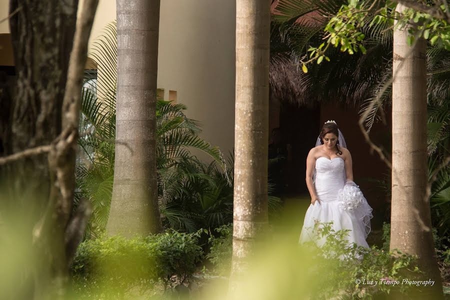 Wedding photographer Andrea Chávez (luzytiempo). Photo of 24 June 2016