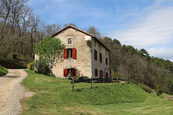 ferme à Montrem (24)