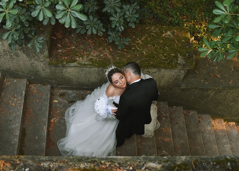 Fotografo di matrimoni Rigers Meta (rmeta). Foto del 5 agosto 2023