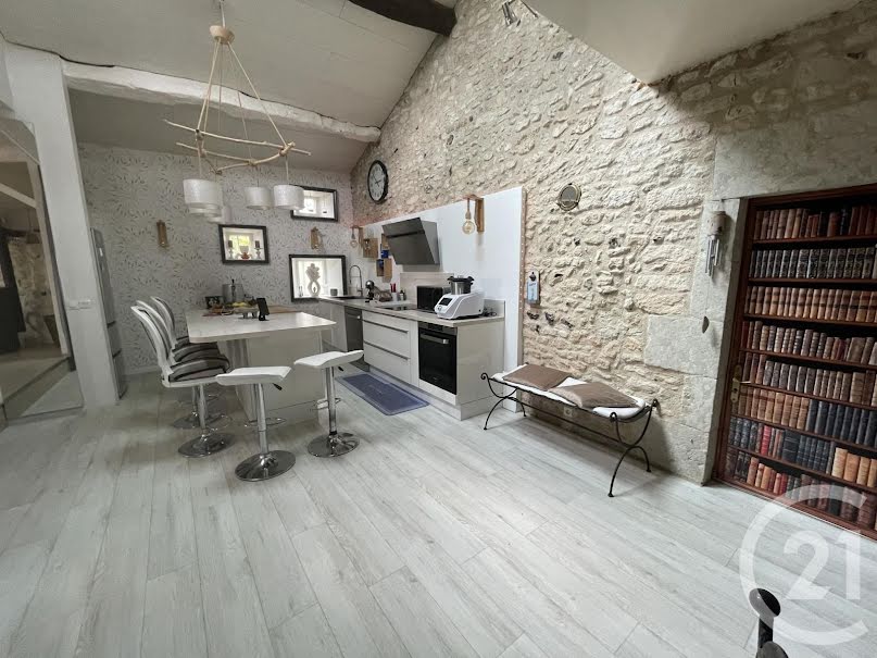 Vente maison 6 pièces 148 m² à Chaniers (17610), 199 000 €