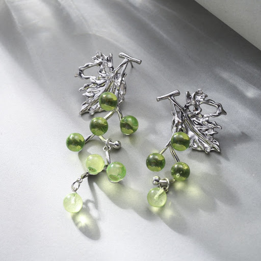 Title 4, Asymmetric Design Acrylic Green Grape String Ea...