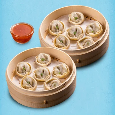 Veg Steamed Classic Momos With Momo Chutney - 12 Pcs