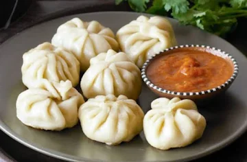 Orientel Momos photo 