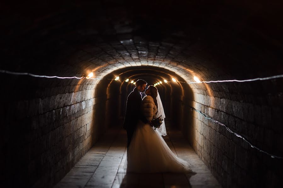 Fotógrafo de casamento Svetlana Carkova (tsarkovy). Foto de 7 de março 2016