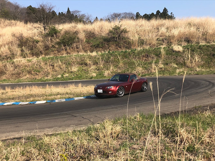 ロードスターの織春さんが投稿したカスタム事例の投稿画像1枚目