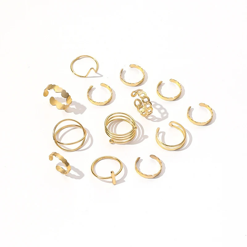 Bague diamant géométrique goutte d'eau à articulation rétro simple et élégante, parfaite pour un look sophistiqué au quotidien.