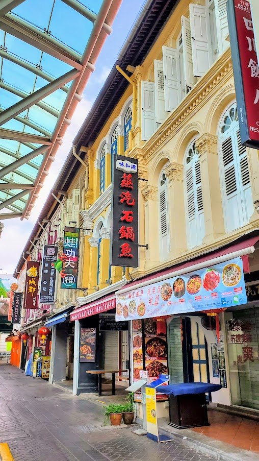 Peranakan Style Buildings in Singapore: Shophouses in the Peranakan style in Chinatown