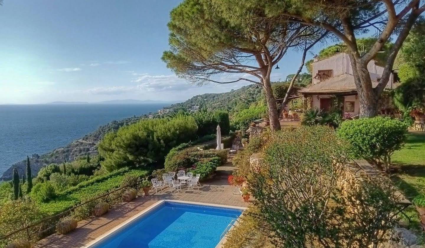 Villa with garden Porto Santo Stefano