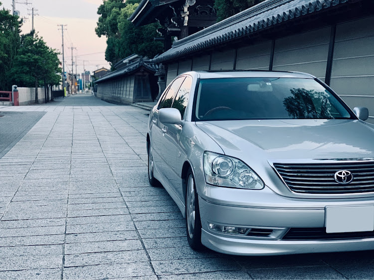 セルシオの#30セルシオ・ぶいはち・よんてんさんりったー・セカンドカーに関するカスタム事例の投稿画像2枚目