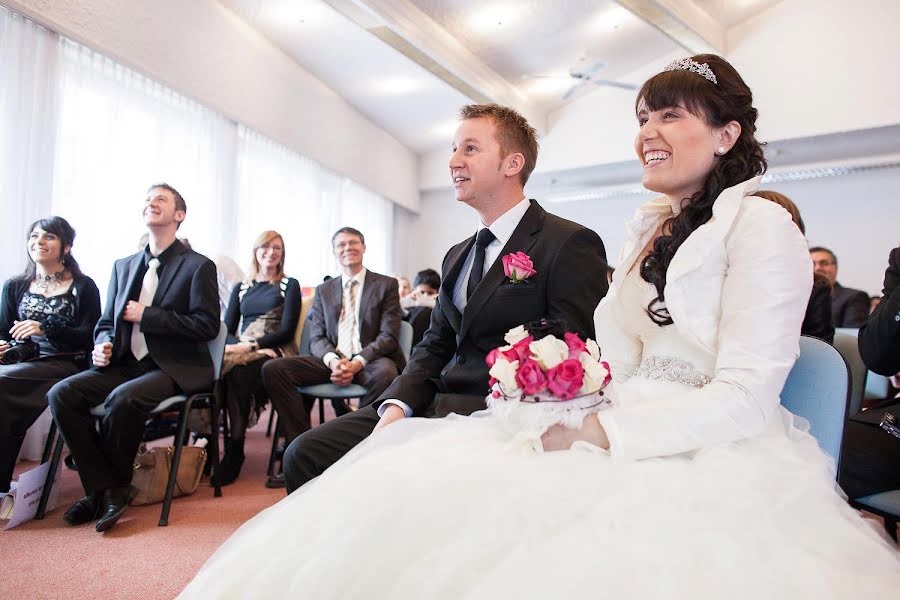 Fotografo di matrimoni Cyril Zingaro (zingaro). Foto del 10 marzo 2019