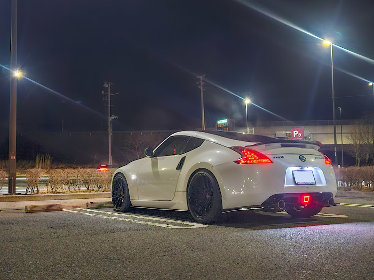 フェアレディZのバックシャンな愛車・370Zに関するカスタム事例の投稿画像3枚目