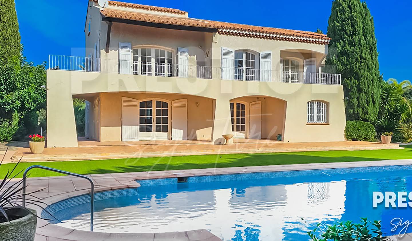 Property with pool La Londe-les-Maures