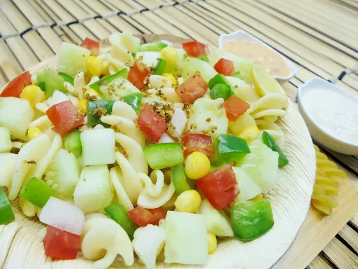 Fresh Pasta Salad With Dressing