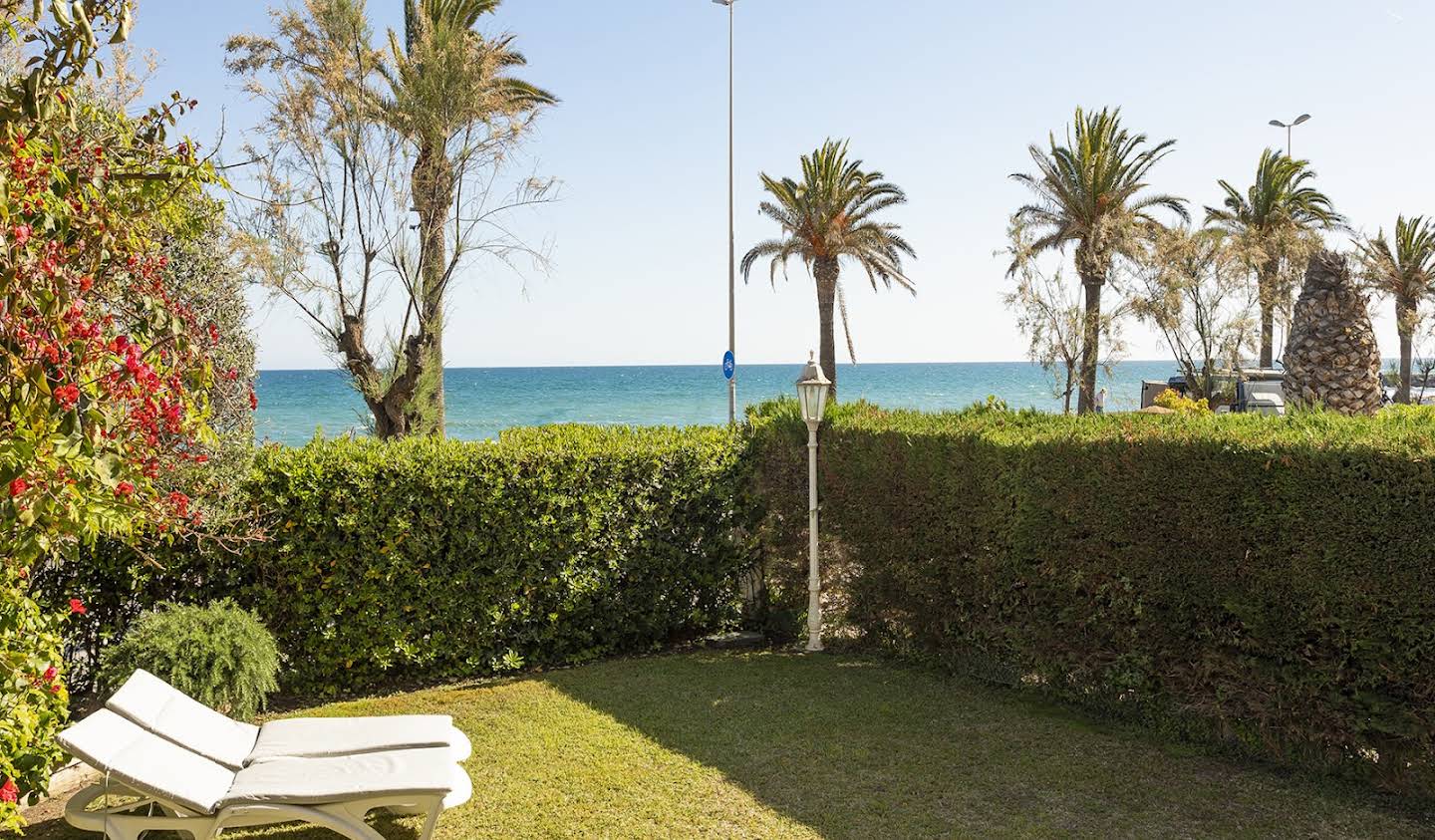 Apartment with terrace Sitges