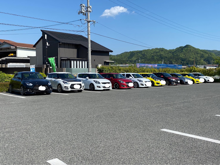 スイフトスポーツのTeam 03'z・閃光になりたいカピ・ゴールデンウィーク・低そうで低くない少し低い車・社員旅行風の中高年スイフトオフ会に関するカスタム事例の投稿画像11枚目