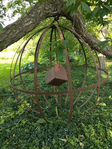 Tangled Garden Metal Ball