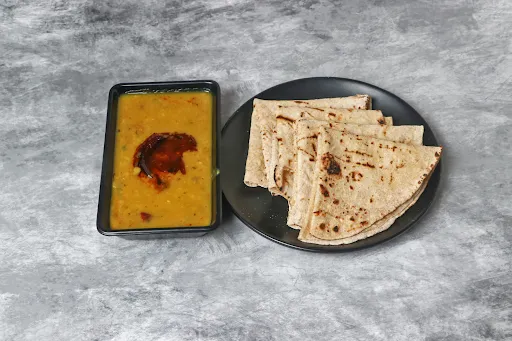 4 Phulka With Dal Tadka