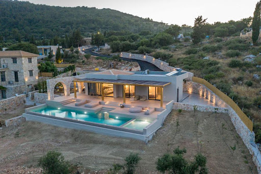 Villa 1