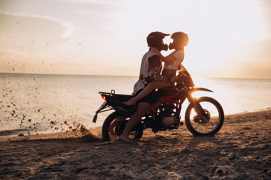 Photographe de mariage Vitalik Nosenko (vitalroach). Photo du 22 juin 2020