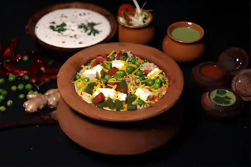 Vegetable Dum Biryani With Raita