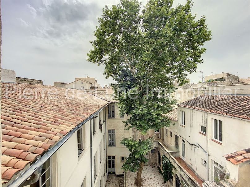 Location  appartement 2 pièces 96.25 m² à Nimes (30000), 793 €