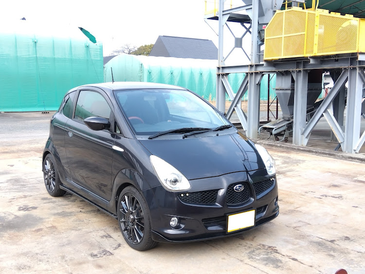 R1のスバル・R1・R2・ななめ前ショット・黒猫に関するカスタム事例の投稿画像1枚目