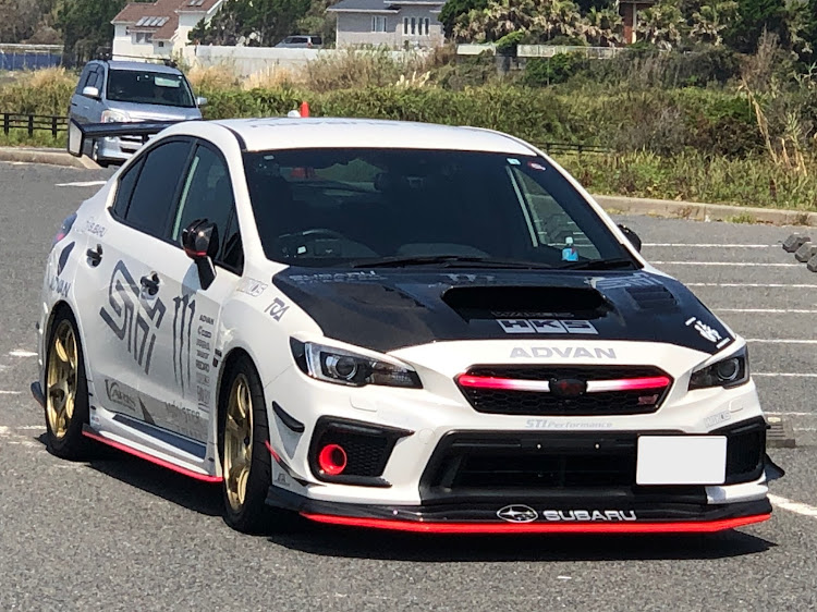 WRX STIの館山ドライブ・イチゴミルクカキ氷仕様に関するカスタム事例の投稿画像1枚目